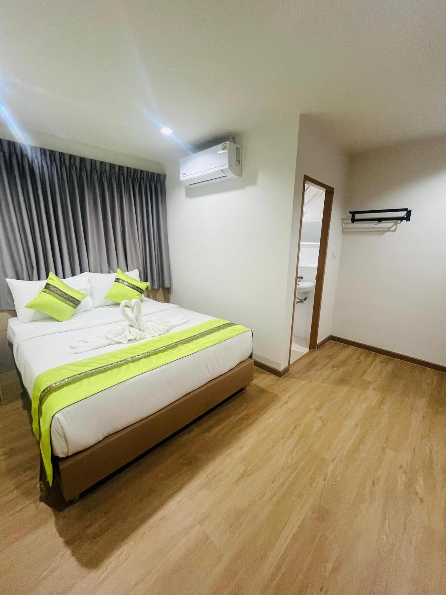 28 Boutique Hotel Patong Luaran gambar