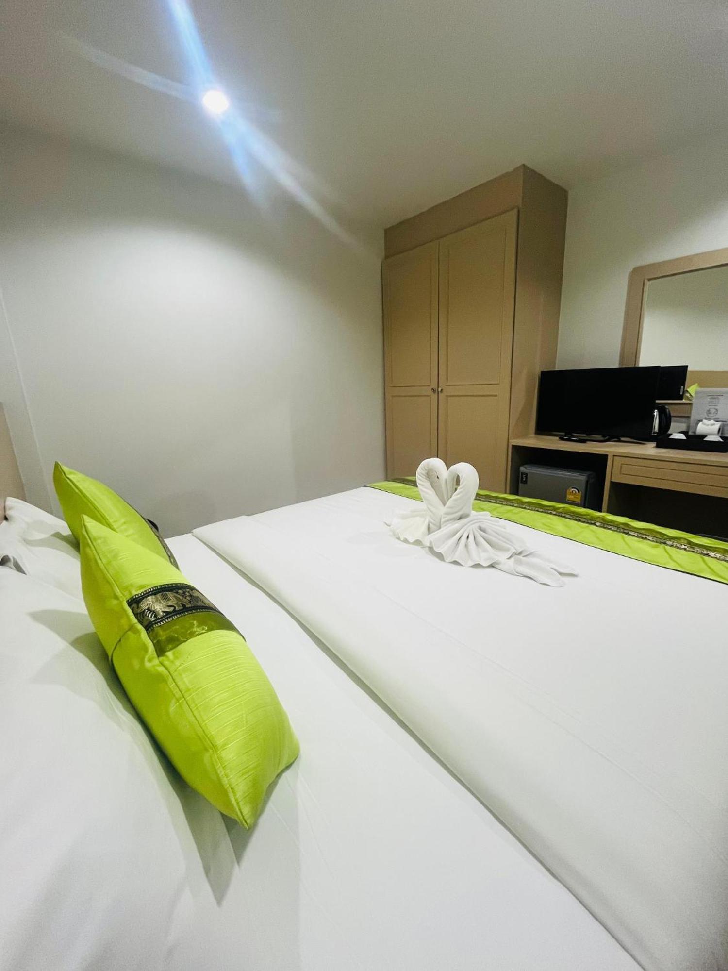 28 Boutique Hotel Patong Bilik gambar